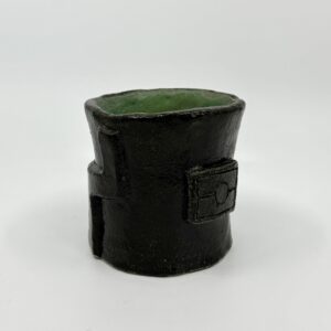 Ceramic cup with Aboriginal flag and triangles - Ceramic - Chloe Jones